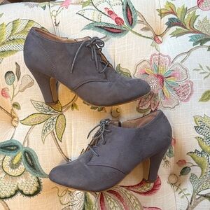 Chic Gray Lace-Up Bootie Heels for Women
